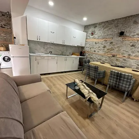 Julia's Village Korce