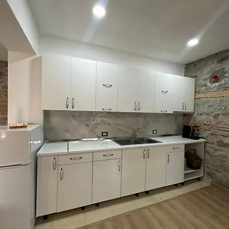 Julia's Village Appartement Korce